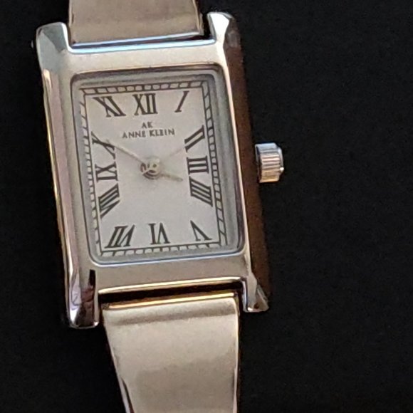 Amaze-Zing (B2) Sale!!: #48 Anne Klein Bracelet Watch Trio - Picture 5 of 9